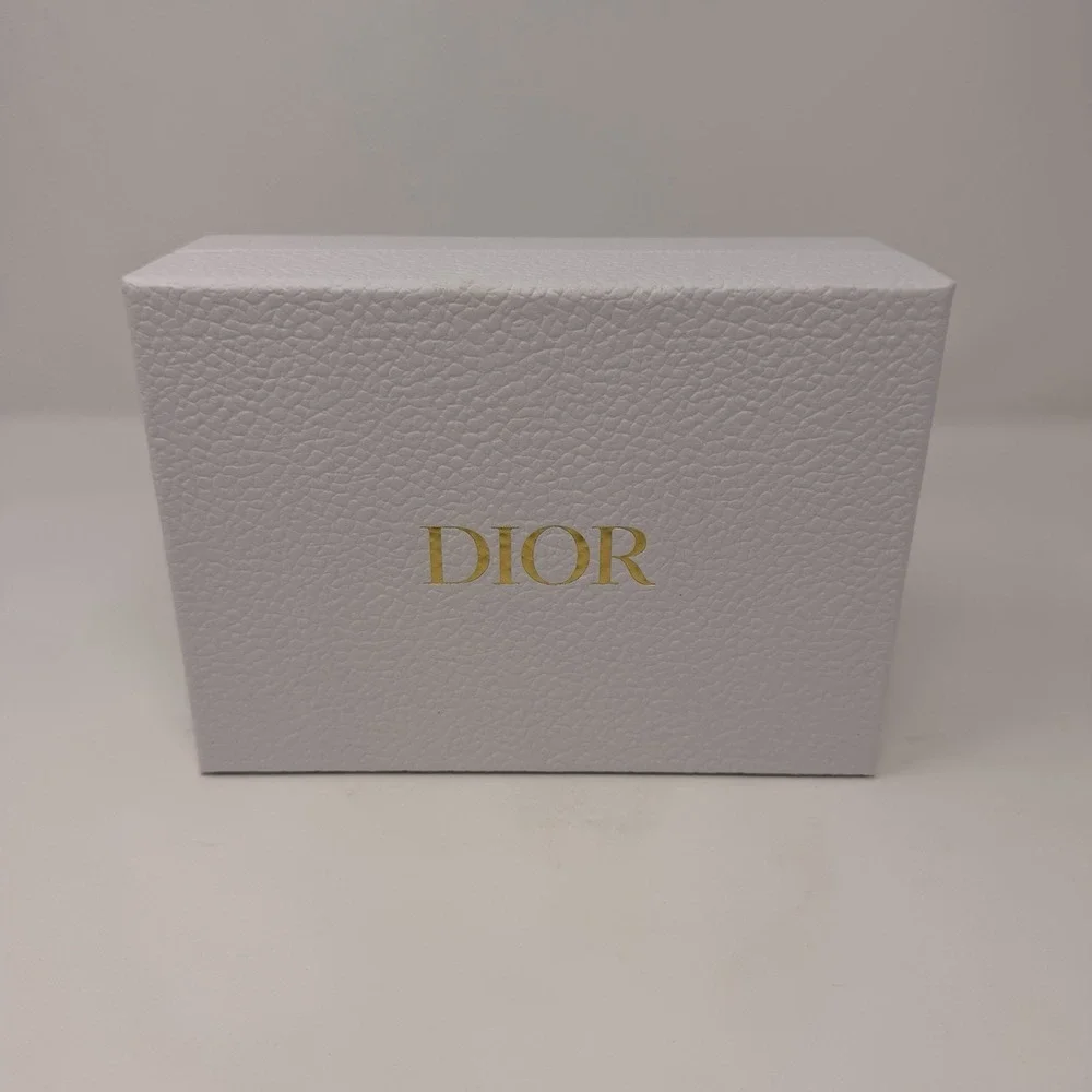 DIOR Around The World Travel Jewelry Case & Miss Dior Blooming Bouquet Gift Set